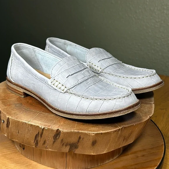 *LIKE NEW* SPERRY Seaport Croc Gray Nubuck Leather Penny Loafer - Picture 1 of 16